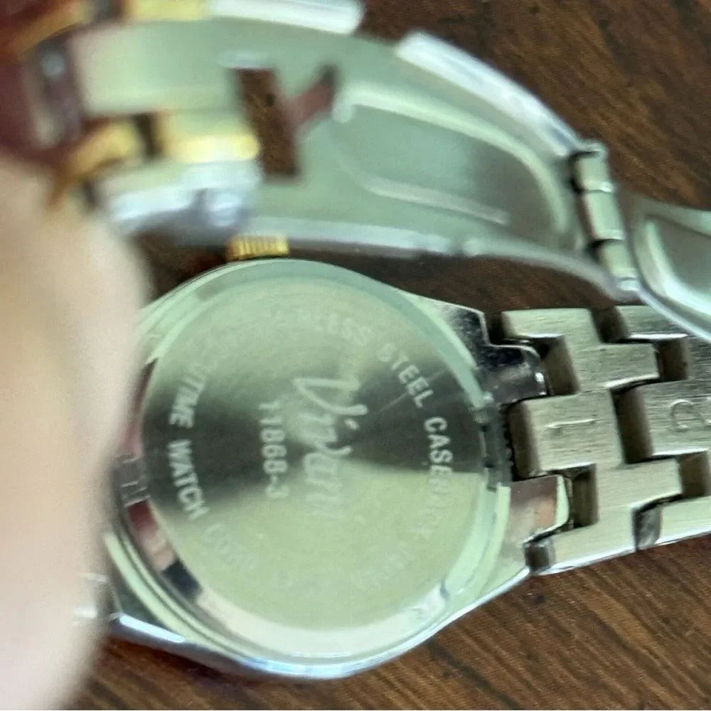 Vintage VIVANI Watch Womens Silver & Gold Tone Stainless Steel Classic Quartz‎